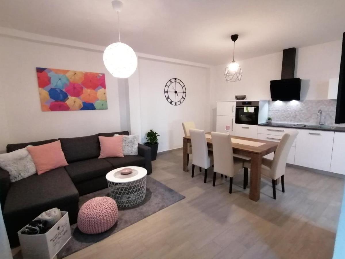 Apartments Pepe Novigrad Istria Buitenkant foto
