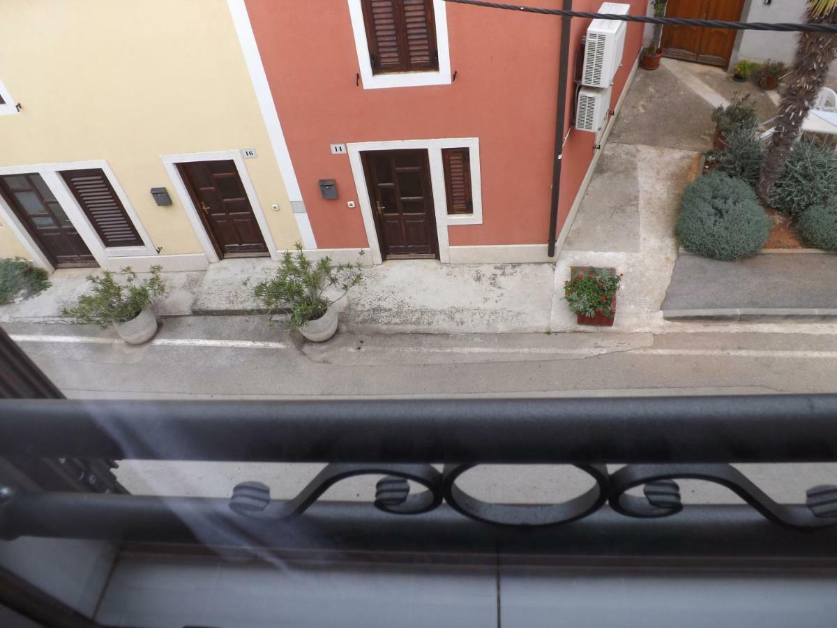 Apartments Pepe Novigrad Istria Buitenkant foto